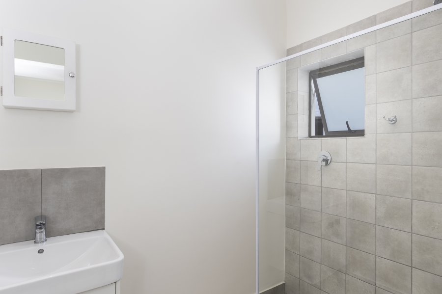 5 Bedroom Property for Sale in Strand Central Western Cape